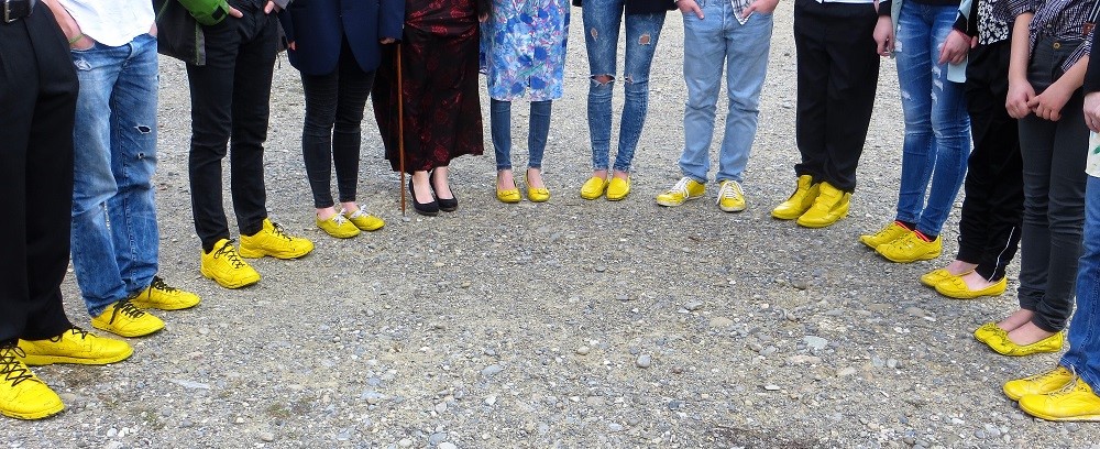gelbe Schuhe 2