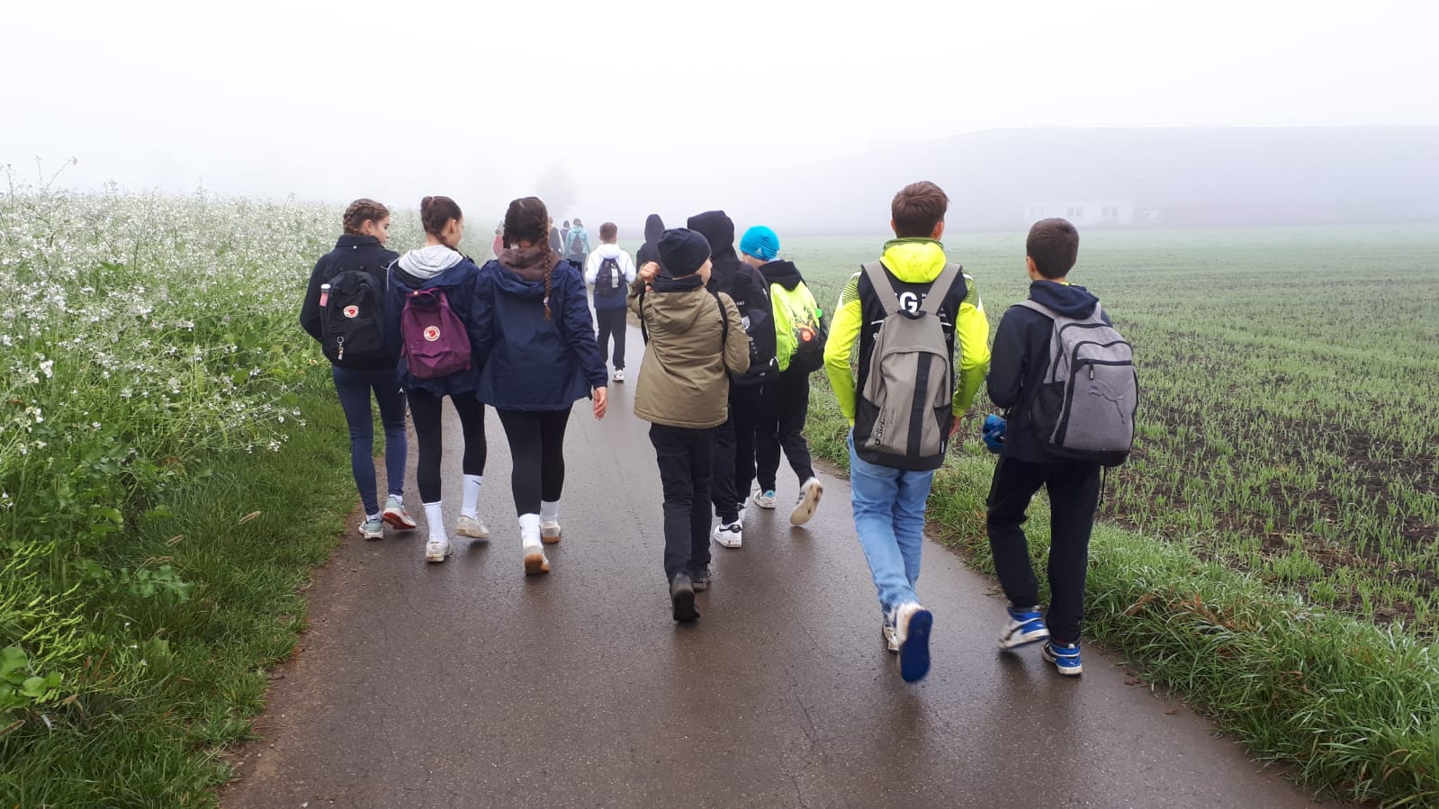 24 10 Wandertag 7b 2