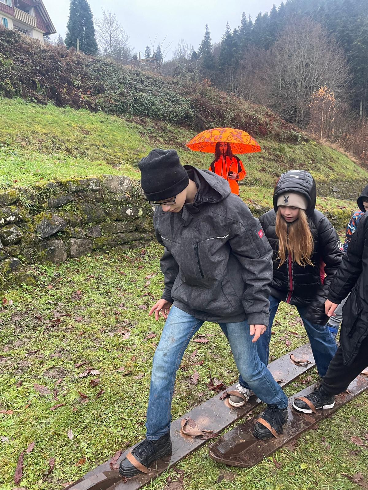 25 11 WSH Dienstag 13