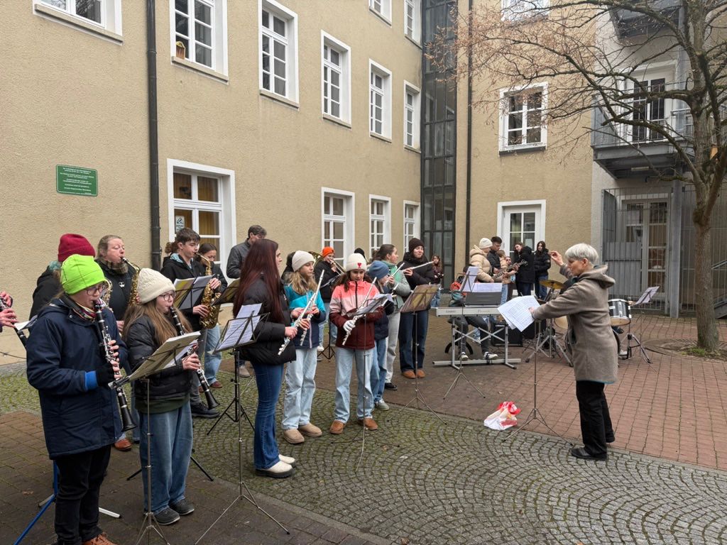 25 12 Weihnachsdorf 10