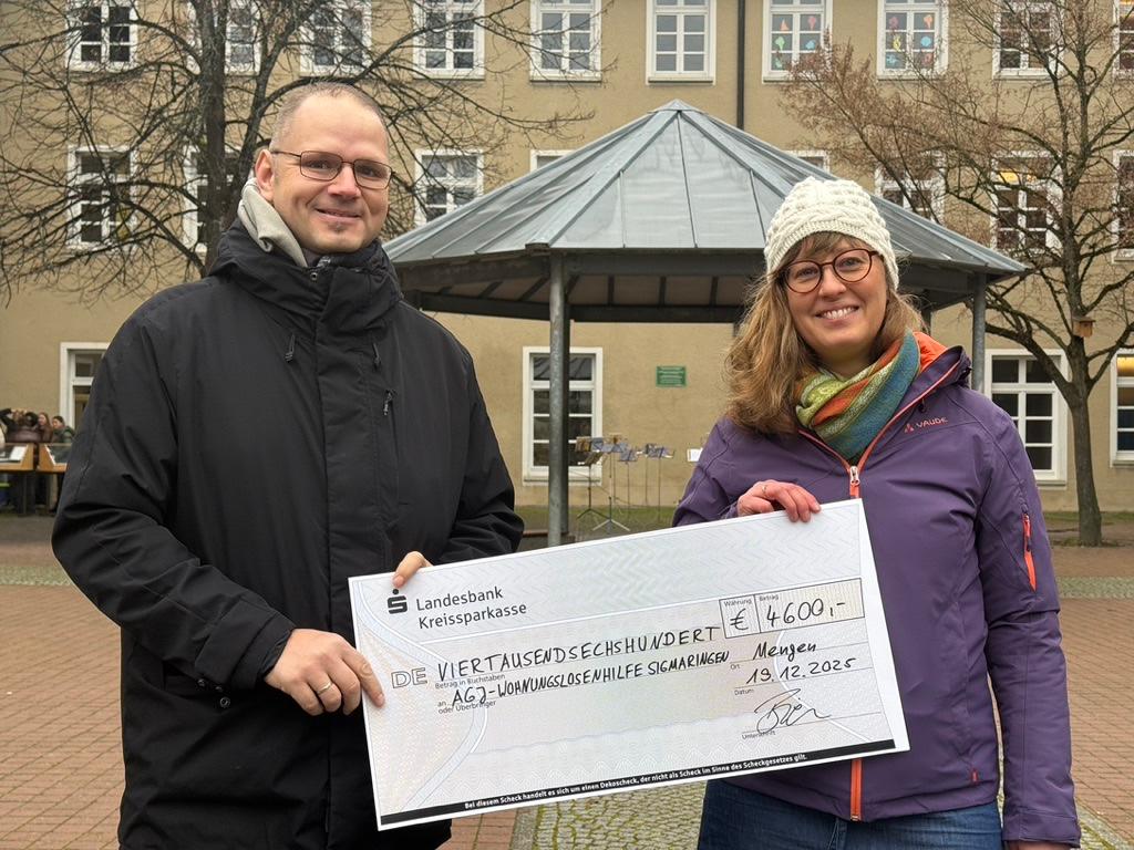 25 12 Weihnachtsdorf 2